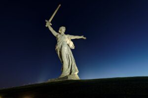 Motherland Calls: 20. Yüzyılın Anıtsal Betonarme Harikası ve Mühendislik Sırları